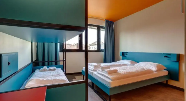 Четырёхместный номер Standard MEININGER Budapest Great Market Hall