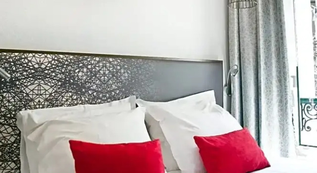 Номер Superior Hôtel Eiffel Segur