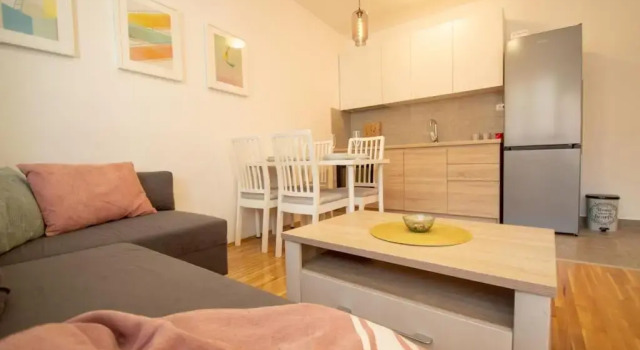 Апартаменты White Fields-Central 2-bdrm apartment with parking