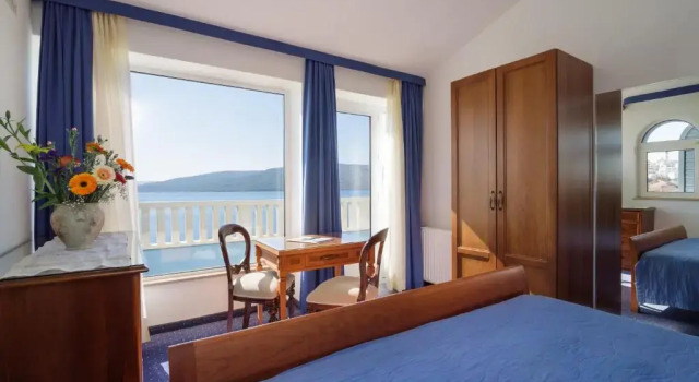 Апартаменты Superior Пентхаус с балконом и с видом на море Villa Mediterana