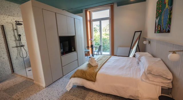 Номер Standard с балконом и с видом на горы Des Bains Chambre & Suite