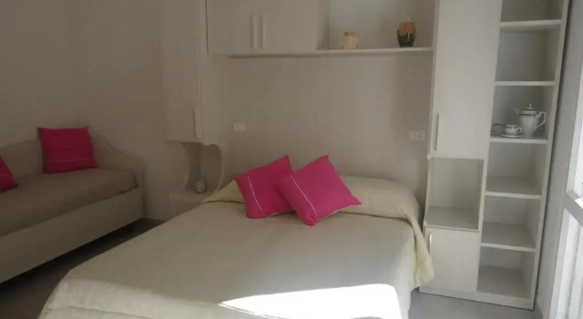 Четырёхместный номер Standard с балконом Hotel Mont Blanc