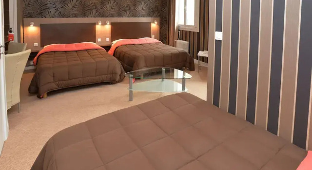 Hotel La Croix Blanche, Rezervovat Hotel Tarbes Hautes-Pyrénées