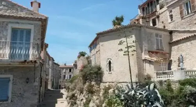 Safranier Townhouse