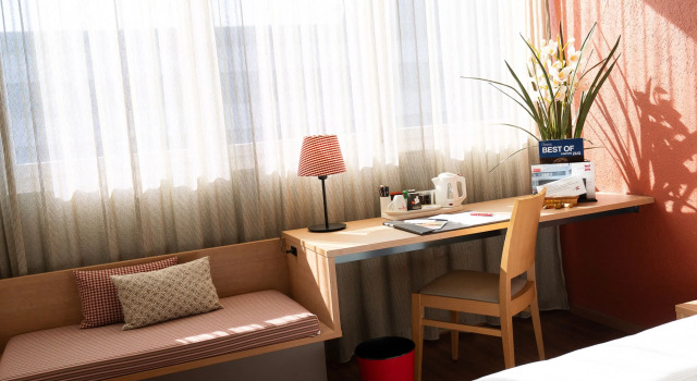 SwissEver Hotel Zug, Забронировать Отель Отели Хама с завтраком, Завтраки