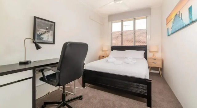 Peaceful 3 Bedroom Apartment in Ascot, Boek Appartement  