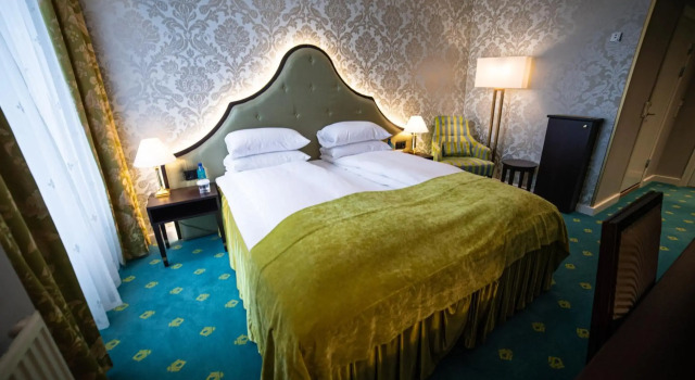 Hotel Bristol