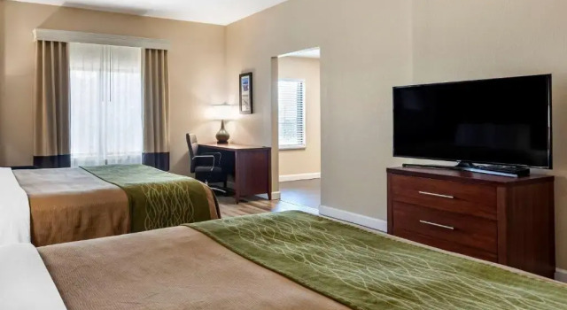 Двухместный люкс Comfort Inn & Suites Fort Walton Beach - Destin West