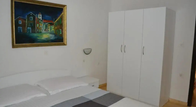 Apartments Milka, Забронировать Апартаменты/квартира Отели Водице с парковкой, рядом с Частный Пляж Отеля «Кристина», Парковка