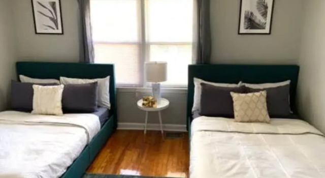 Cozy family-style Buckhead Bungalow, Rezerwuj Hotel Atlanta Georgia