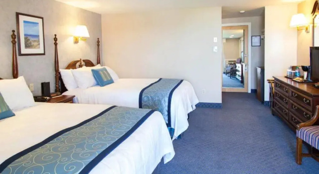 Двухместный номер Standard Riviera Beach Resort