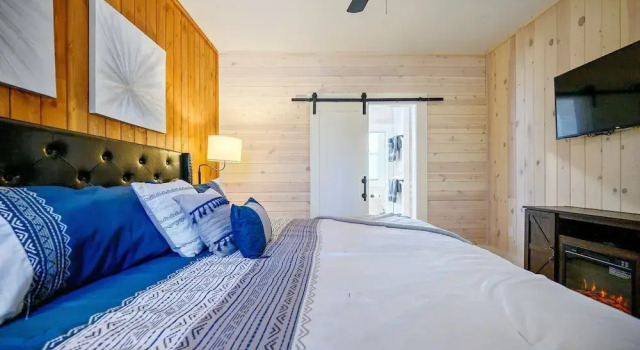 Stardust Hollow Cabin for 14, Boek Vakantiehuis Hochatown Oklahoma