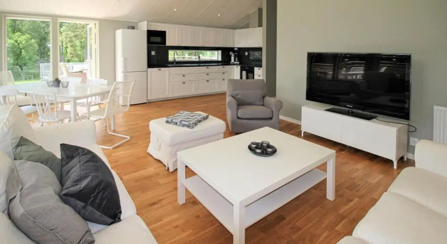 Gorgeous Home In Munka Ljungby, Prenota Hotel Munka-Ljungby 