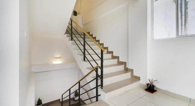 OYO 74737 Abudhabi Residency, Забронировать Отель Эрнакулам 