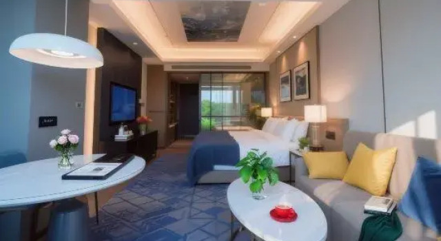 Люкс Superior Ramada Plaza by Wyndham Anshun