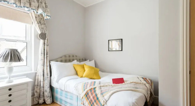 The Walton Gardens - Peaceful 2BDR with Garden