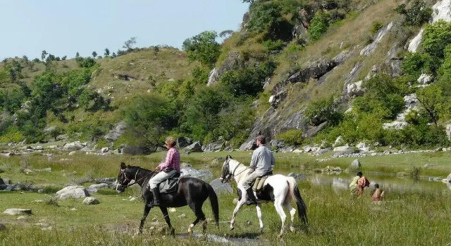 Krishna Ranch, Забронировать Отель Отели штата Раджастхана с парковкой, Парковка