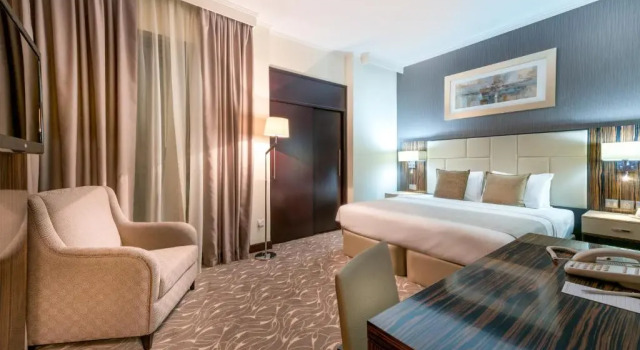 Двухместный люкс c 1 комнатой с видом на город Hawthorn Suites by Wyndham Abu Dhabi City Center