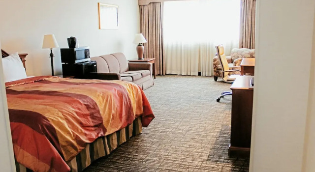 Номер Executive Hotel Topeka at City Center