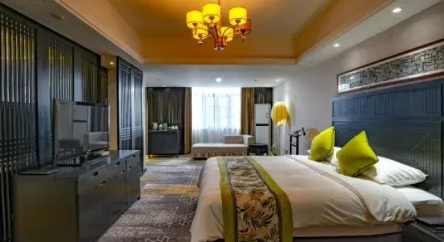 Люкс Superior Metropark Longhua Hotel