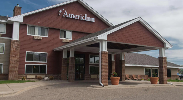 Двухместный люкс AmericInn by Wyndham Mounds View Minneapolis