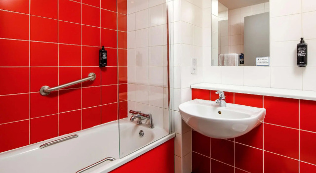 Двухместный номер Standard Ibis budget London Heathrow T5