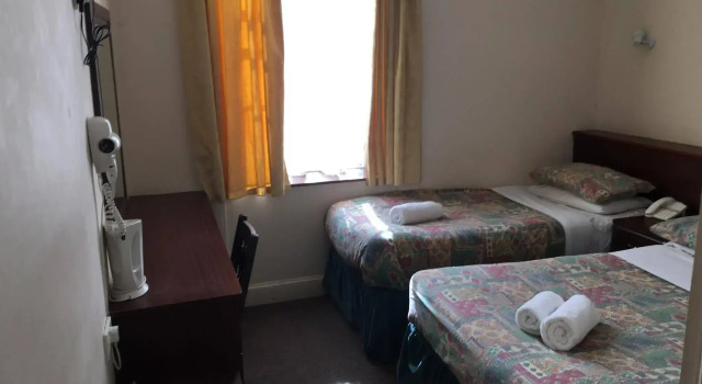 Smiths Hotel