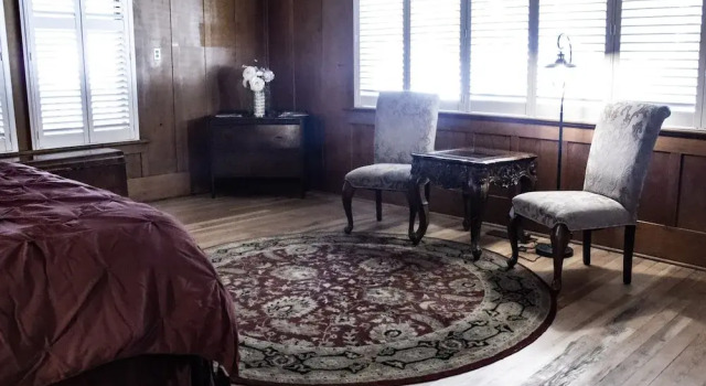 Номер Presidential McCloud River Bed and Breakfast