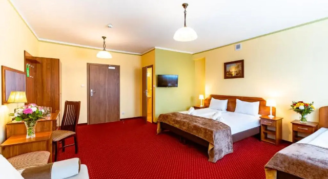 Четырёхместный номер Standard Hotel Kasztelan