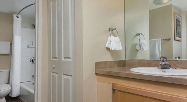 Camera Standard WorldMark Reno