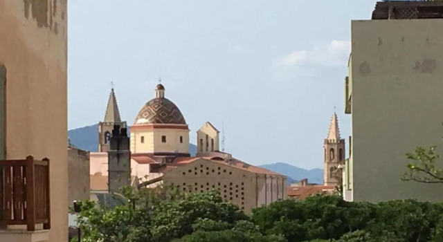 La Pervinca, Забронировать Отель Отели Альгеро 3 звезды, рядом с Cathedral of St Mary the Immaculate, 3*