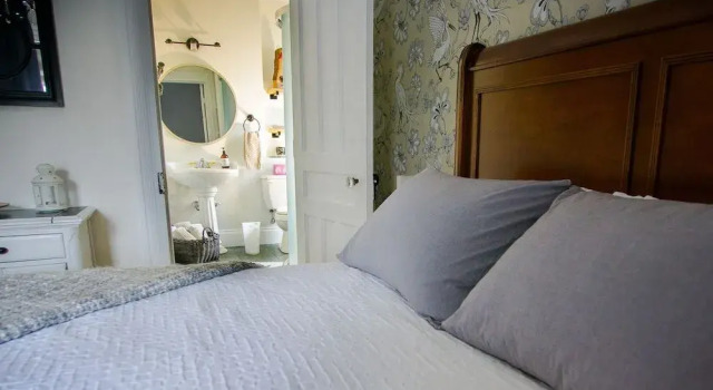 Arbour Garden Bed & Breakfast