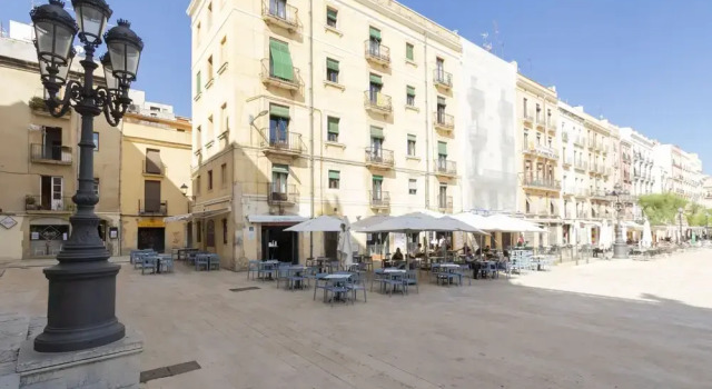 Historical Downtown Tarragona Apartment, Забронировать Апартаменты/квартира Таррагона Tarragonès, рядом с Provincial Traffic Headquarters
