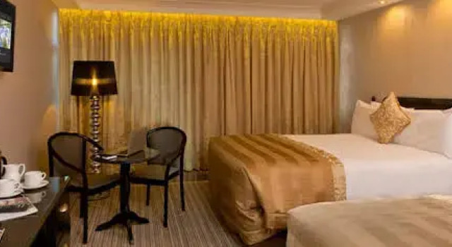 Regency Leisure Club, Prenota Hotel Swords 