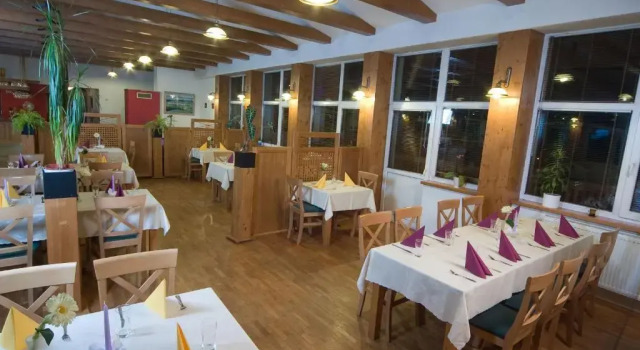 Park Hotel Čingov, Rezervovat Hotel Hotely v Košický kraj s parkováním, Parkování