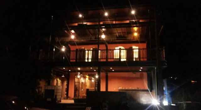Baan Chalok Hostel