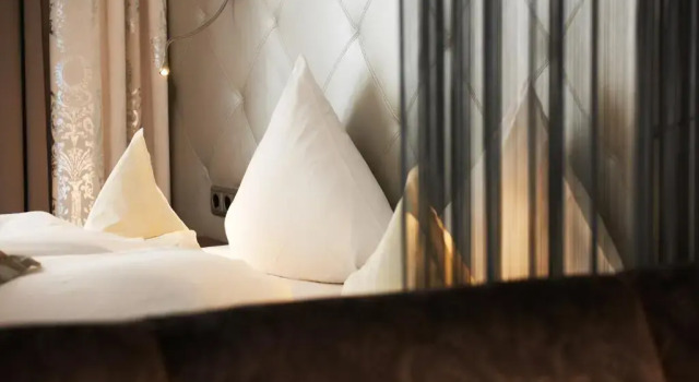 Полулюкс Deluxe Hotel Brigitte