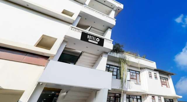 Deluxevibrant Inn