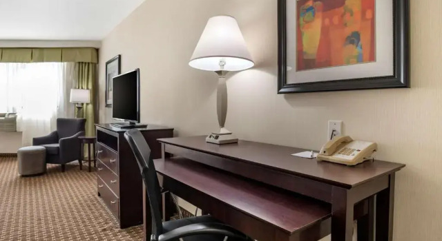 Двухместный люкс Business Best Western Plus Philadelphia Airport South - at Widener University