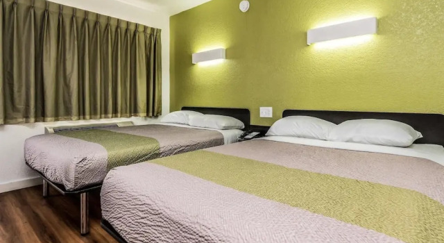Четырёхместный номер Standard Motel 6 Fort Worth, TX - North