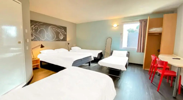 Семейный номер Standard Ibis Avranches Baie du Mont-Saint-Michel