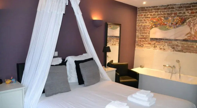 Huis bij de Lieve Bed & Breakfast, Prenota Hotel Hotel 3 stelle a Flanders, 3*