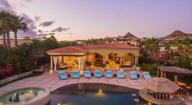 Коттедж Casa Cortez Spectacular Seaside Getaway Sleeps 10