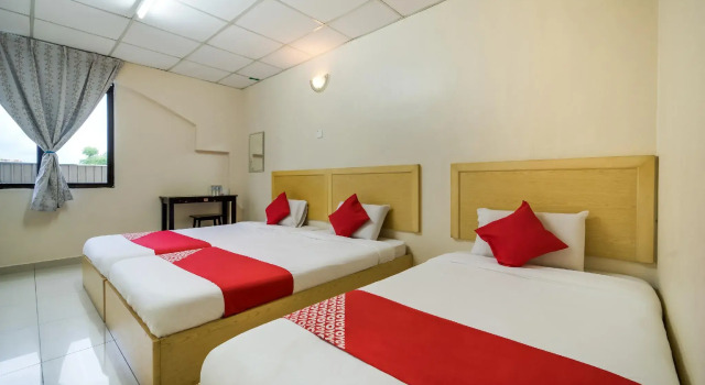 Люкс Superior OYO 301 River Inn Hotel