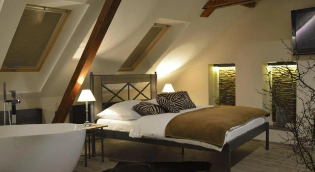 Hotel Via Ironia, Book Hotel Hotels in Pardubice Region with Breakfast, Breakfasts