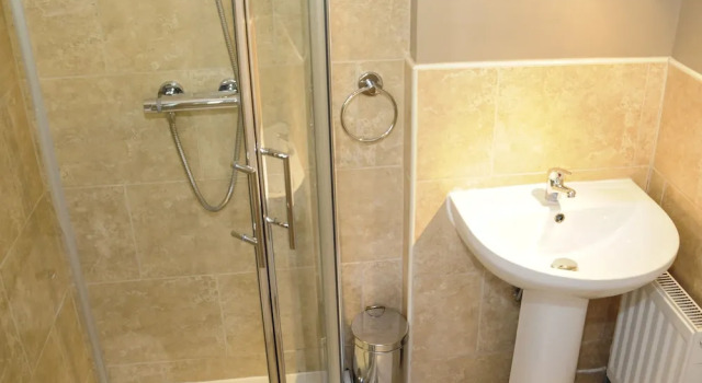 The Poplars Rooms & Cottages