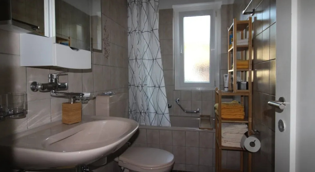 Апартаменты Casa Schilling- 2,5 Rooms With Balcony Near Hospital, University