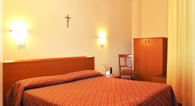 La Solaria Hotel, Забронировать Отель Сан-Джованни-Ротондо Гаргано