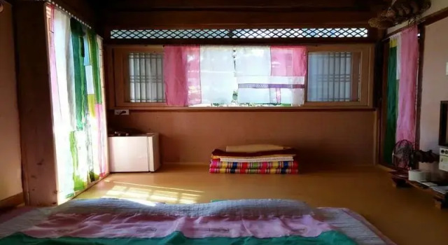 Moonlight Hanok Guesthouse