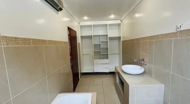 Люкс Luxury Casa3 Eastgate Mall
